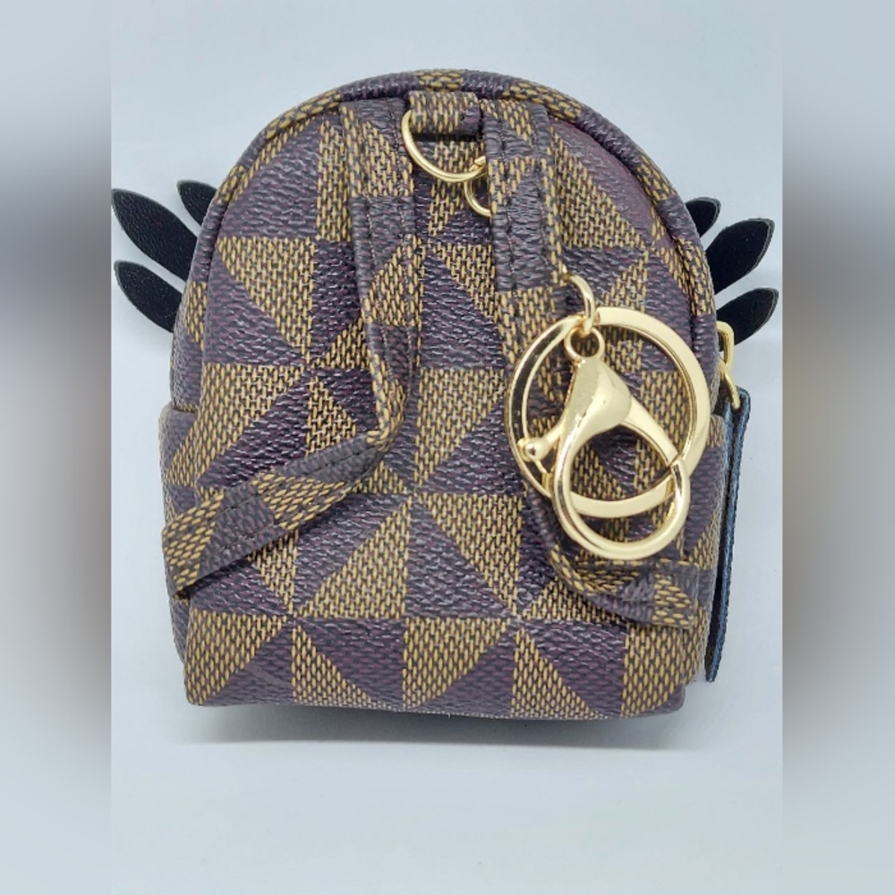 Keychain - Picture 3 of 6